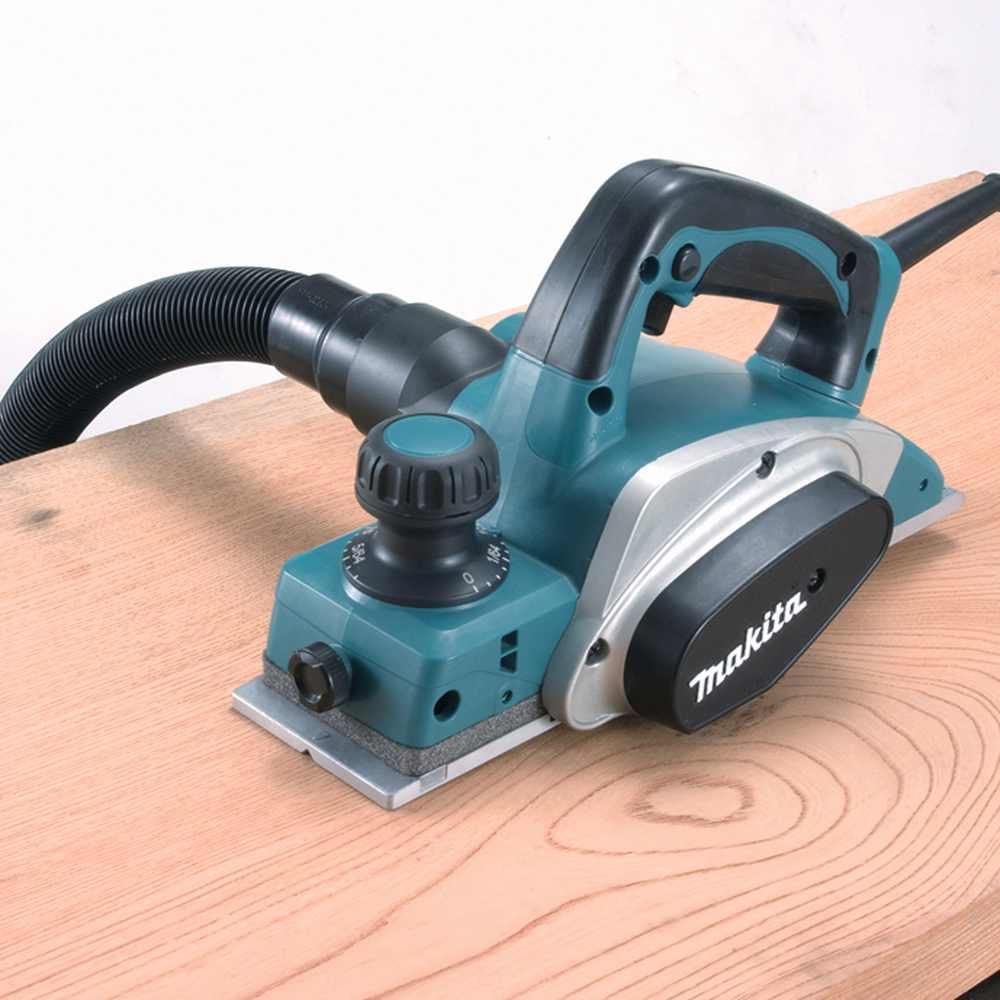 CEPILLO 82MM 620W KP0800