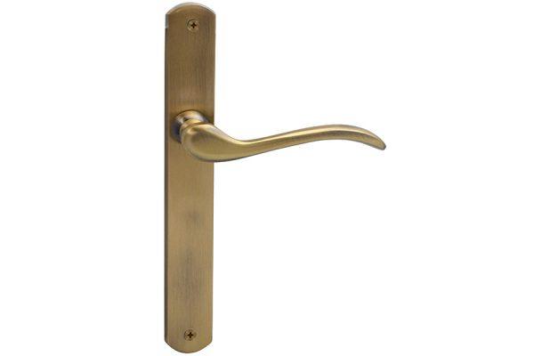 Juego Manilla Con Placa Estrecha EQ0330